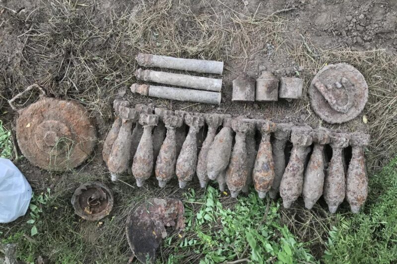 Nagy mennyiségű II. világháborús robbanóeszköz került elő Balatonfőkajár külterületén!